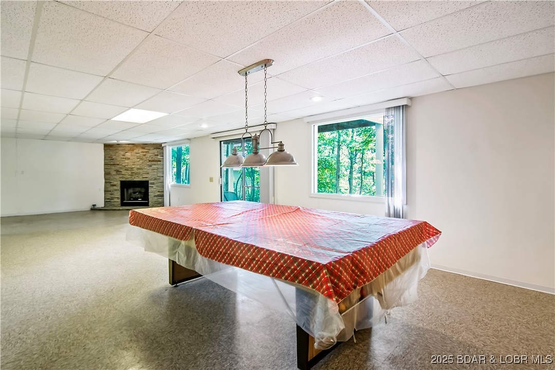 Listing images