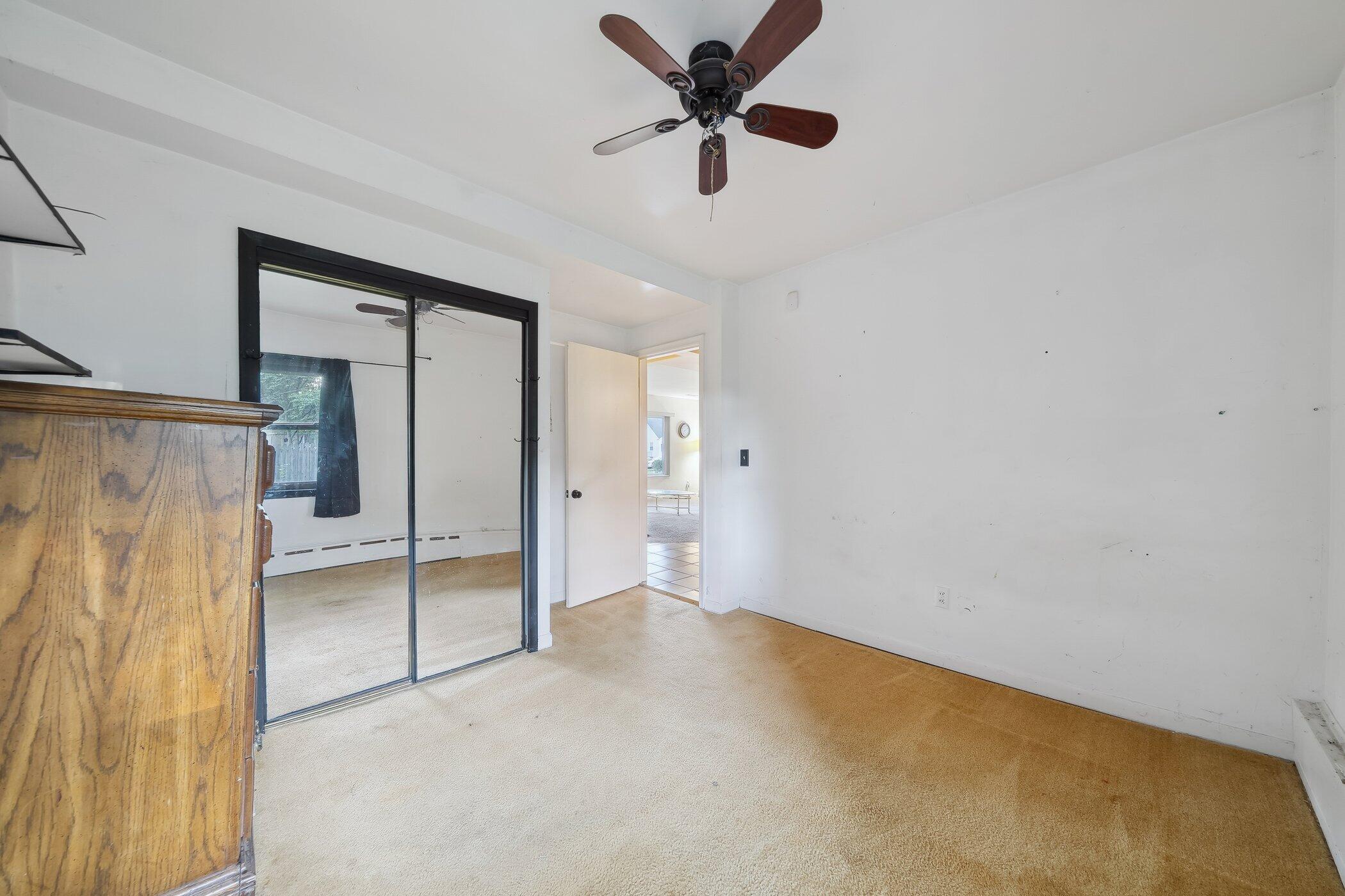 Listing images