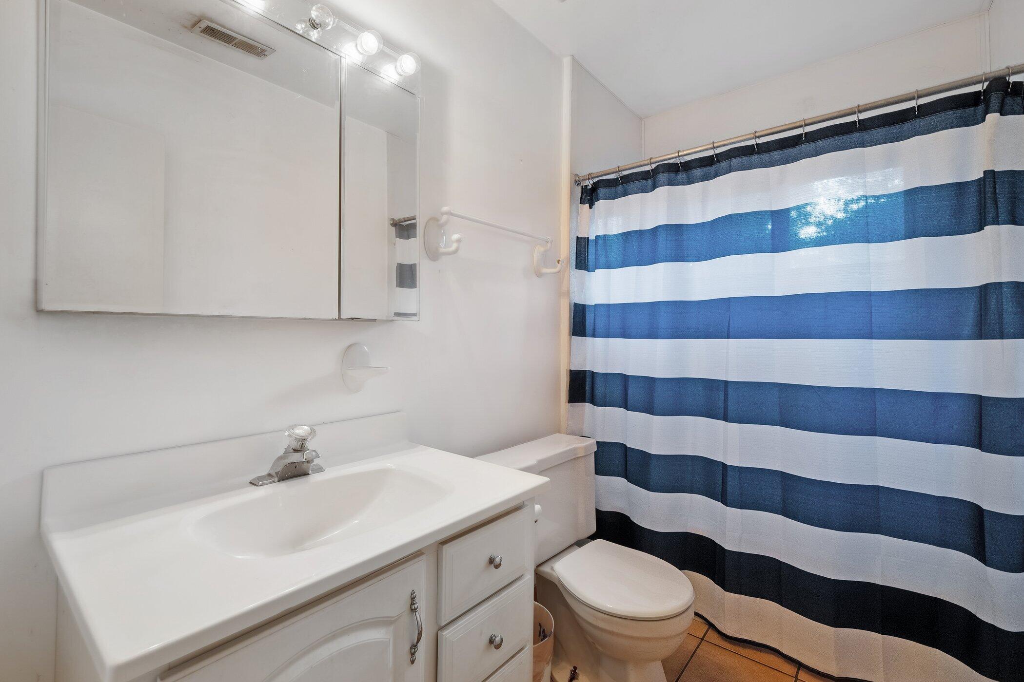 Listing images