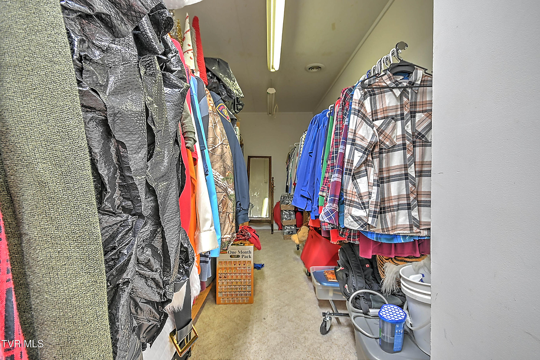 Listing images