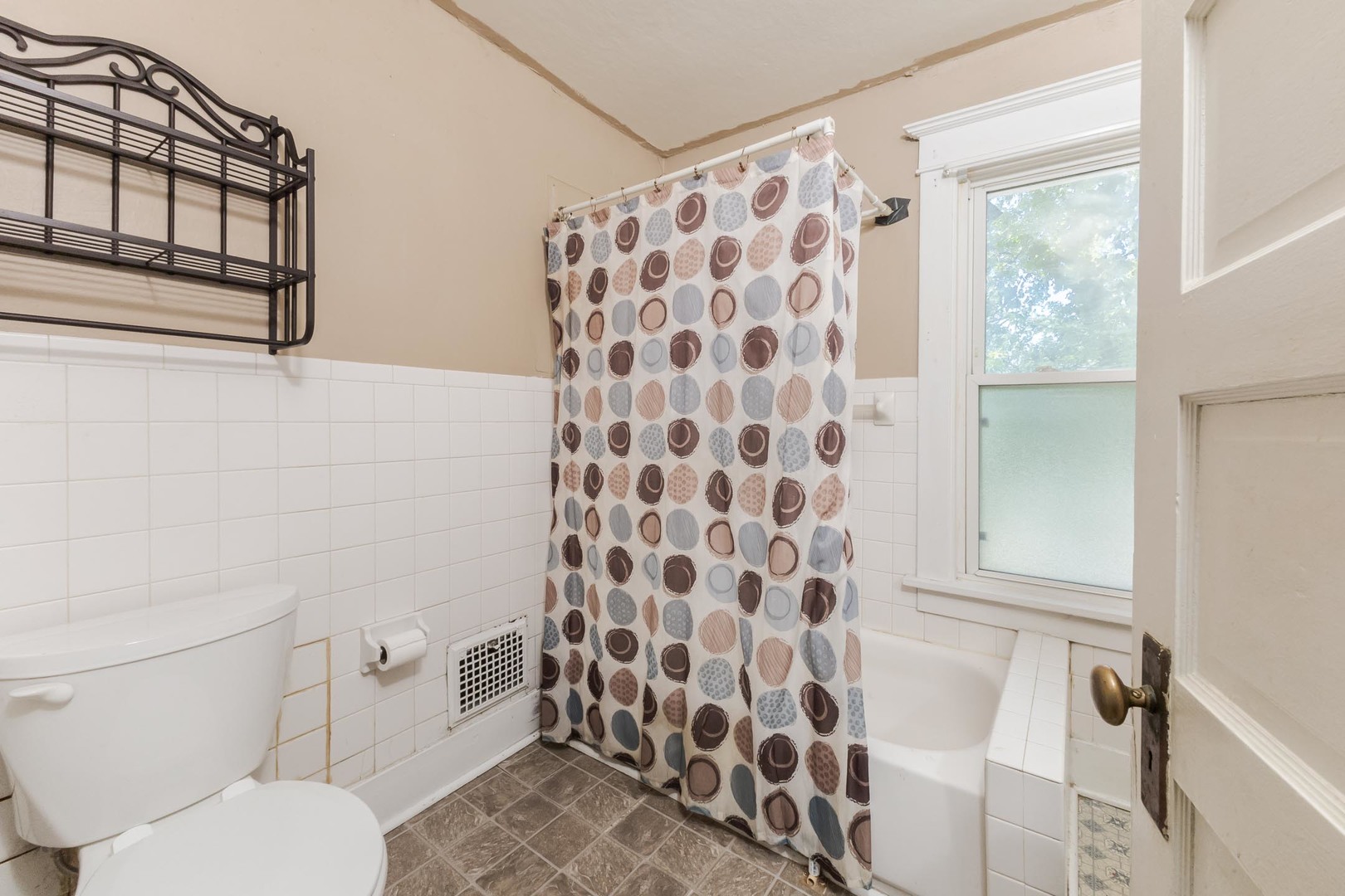 Listing images