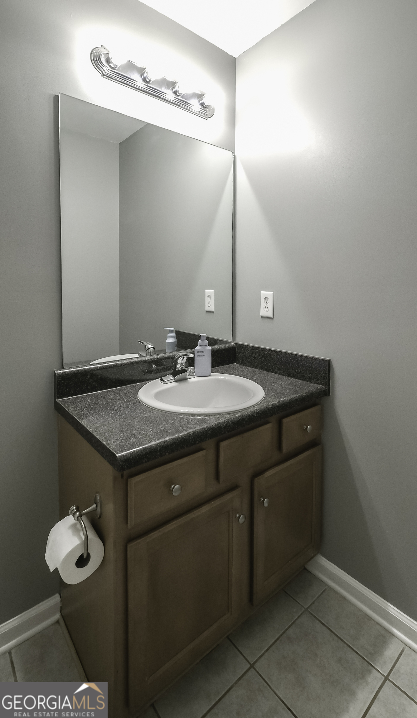 Listing images