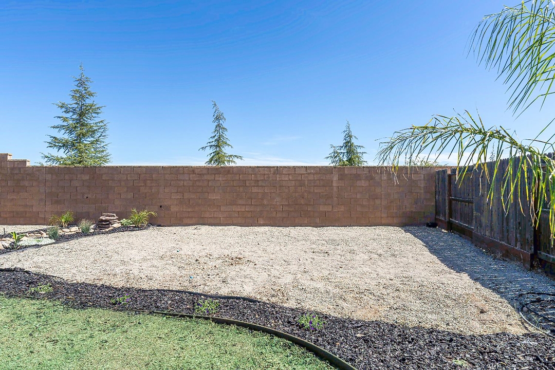 Listing images