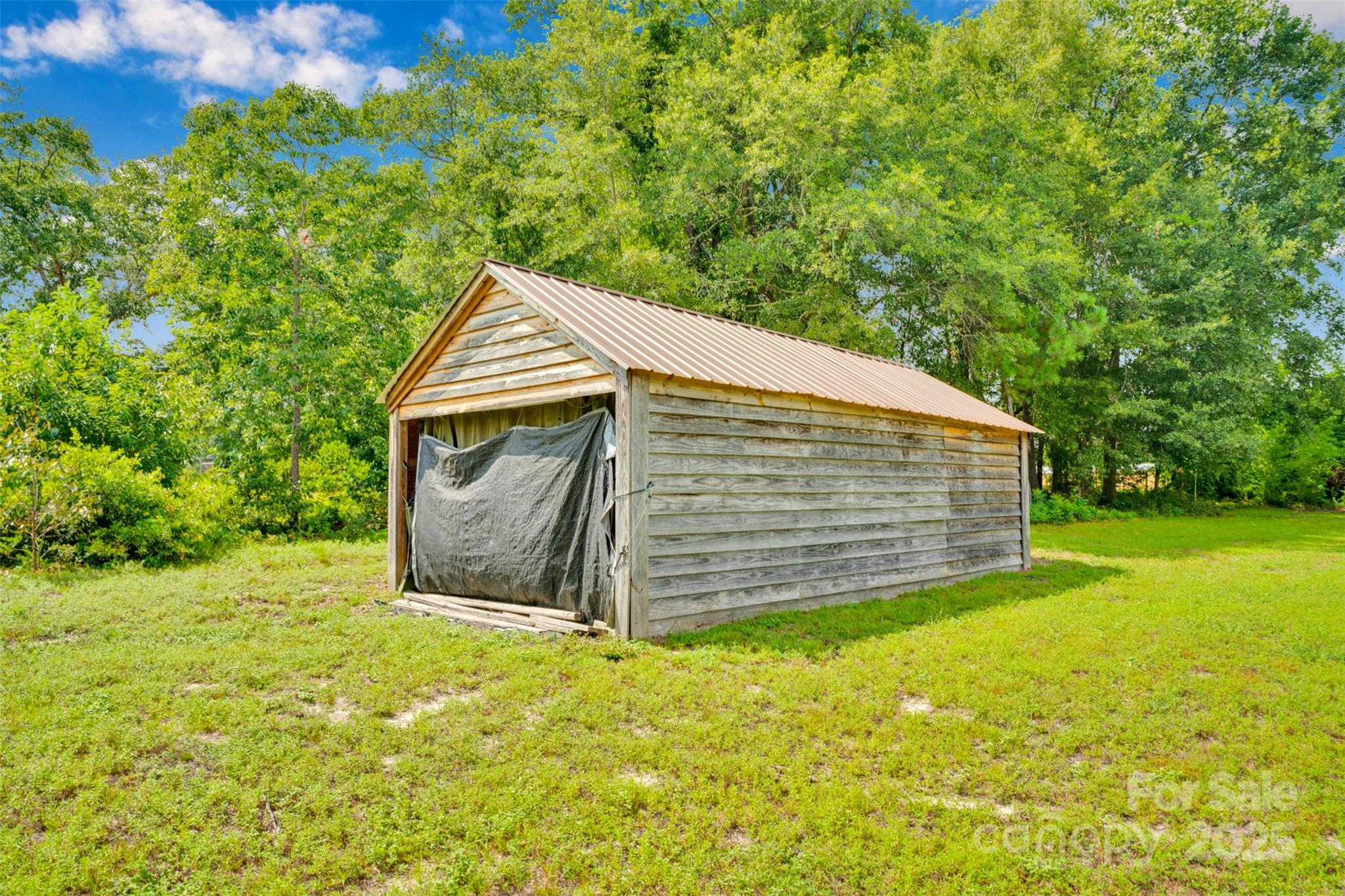Listing images