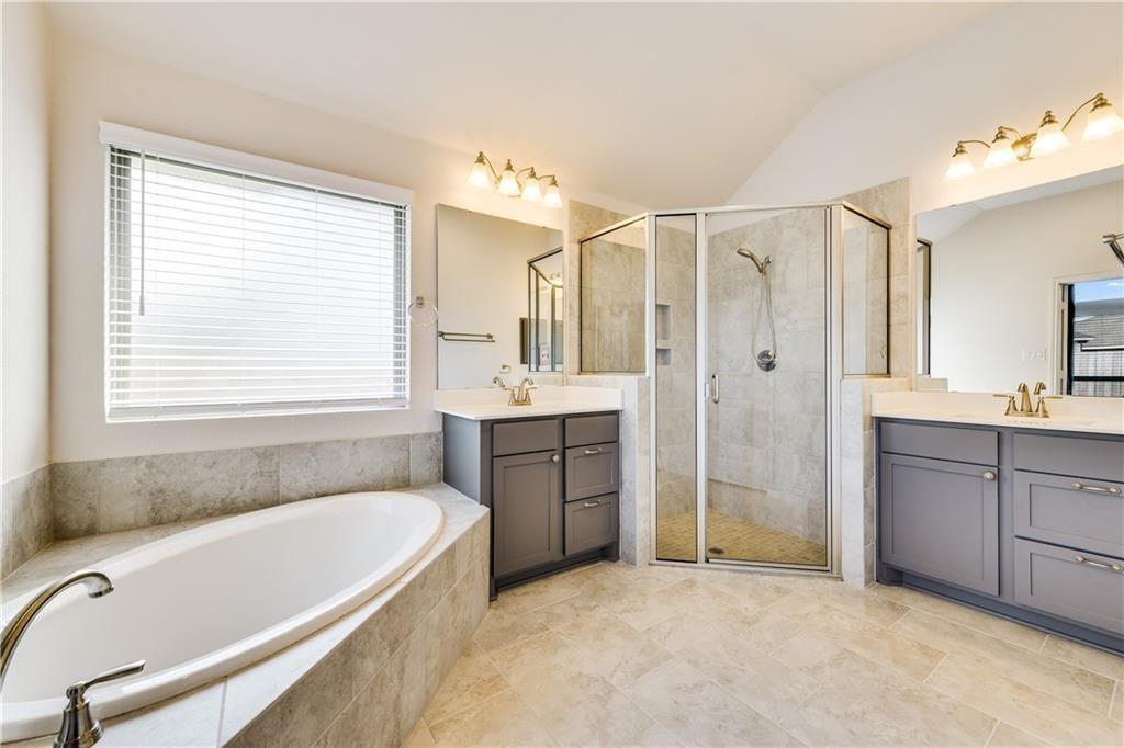 Listing images