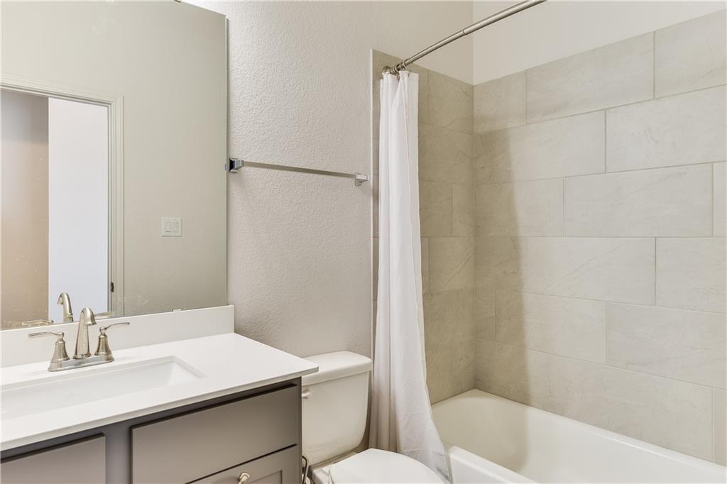 Listing images