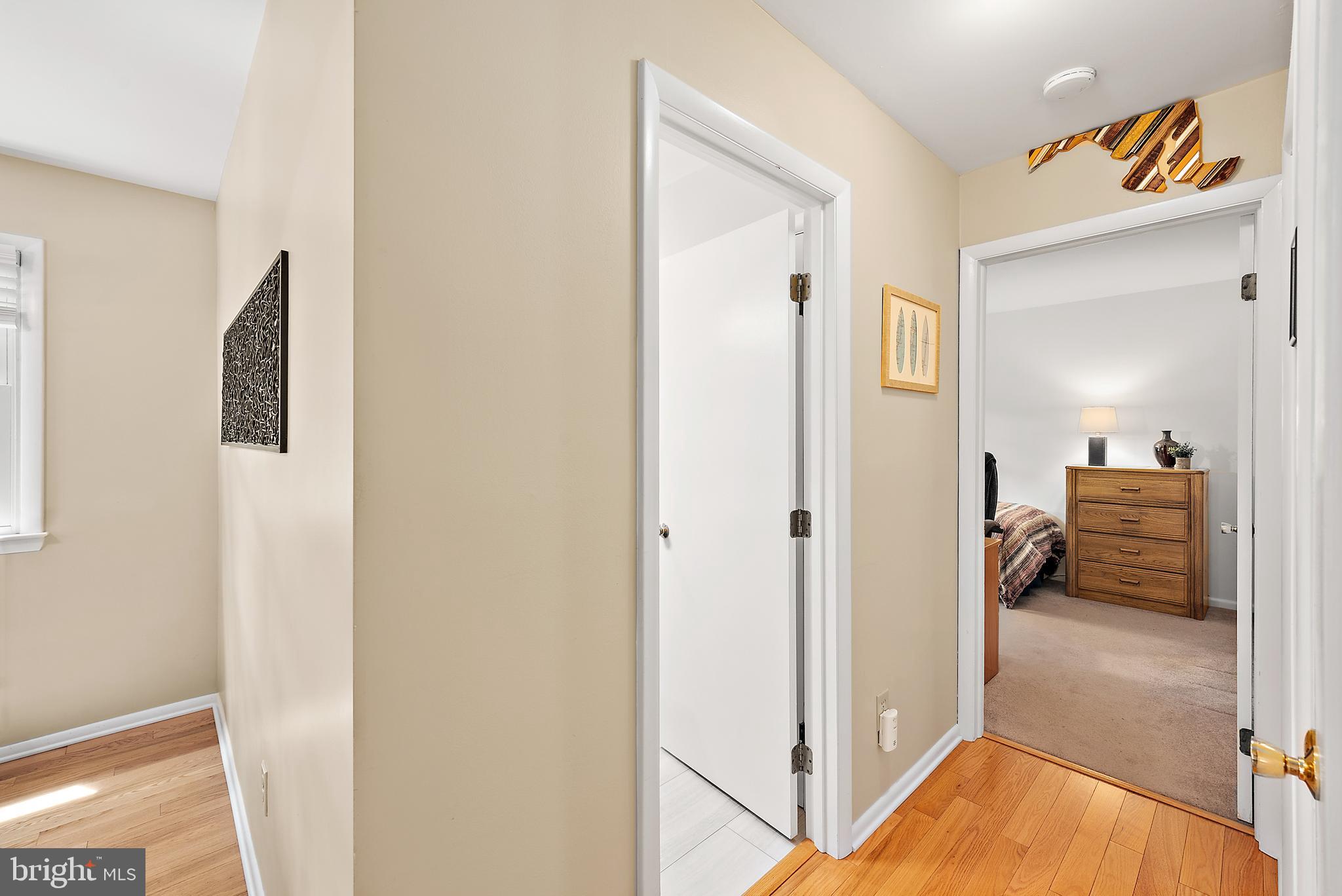Listing images