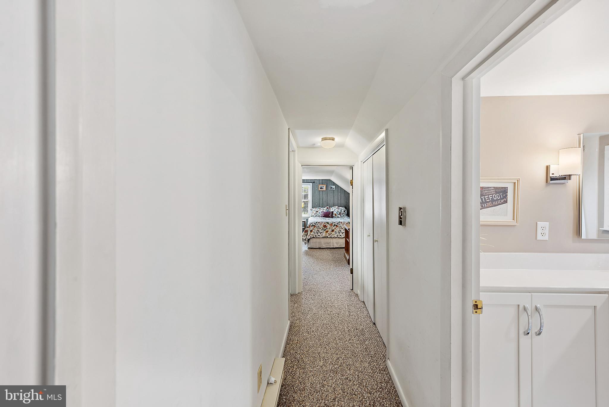 Listing images