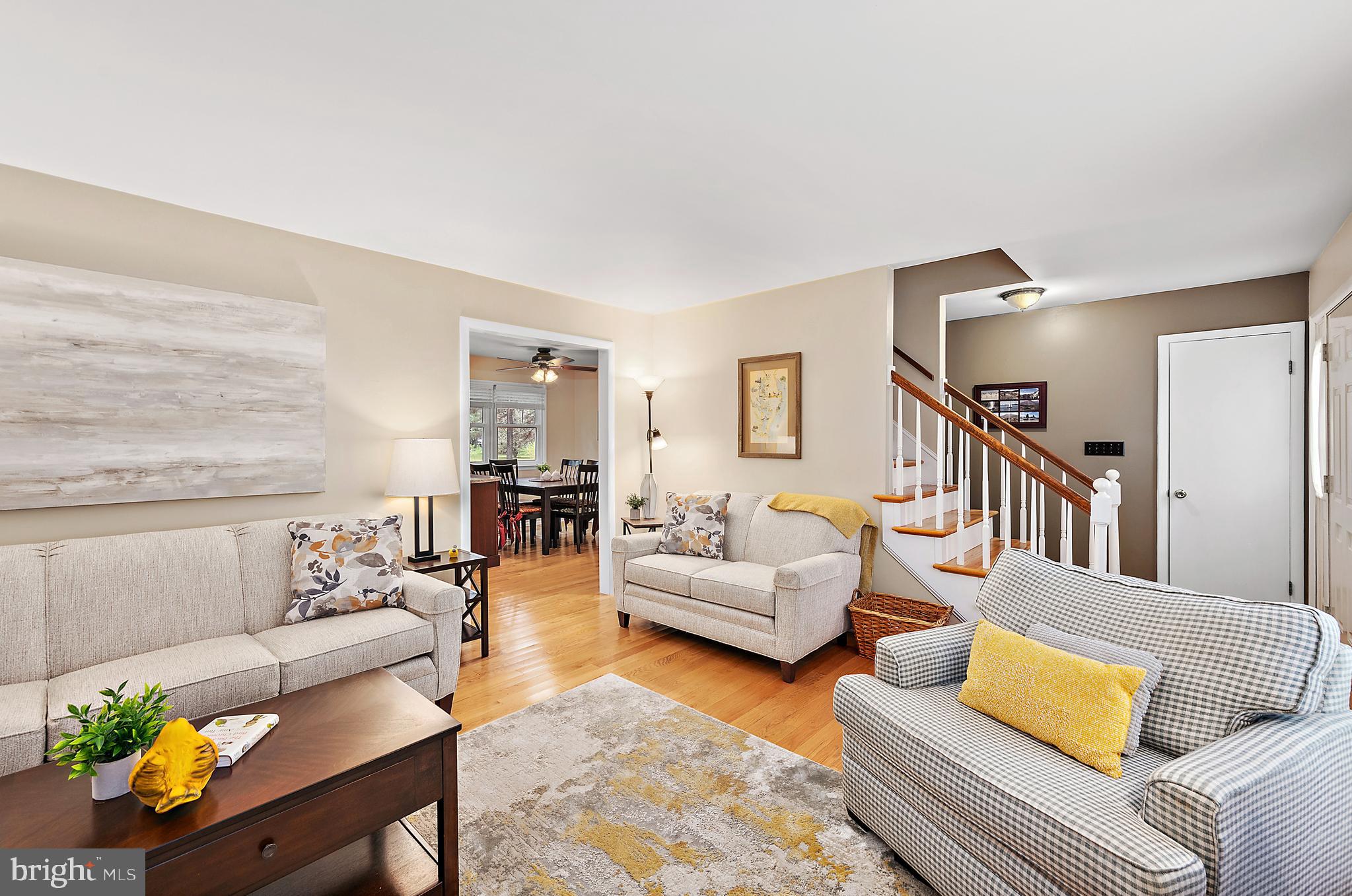 Listing images