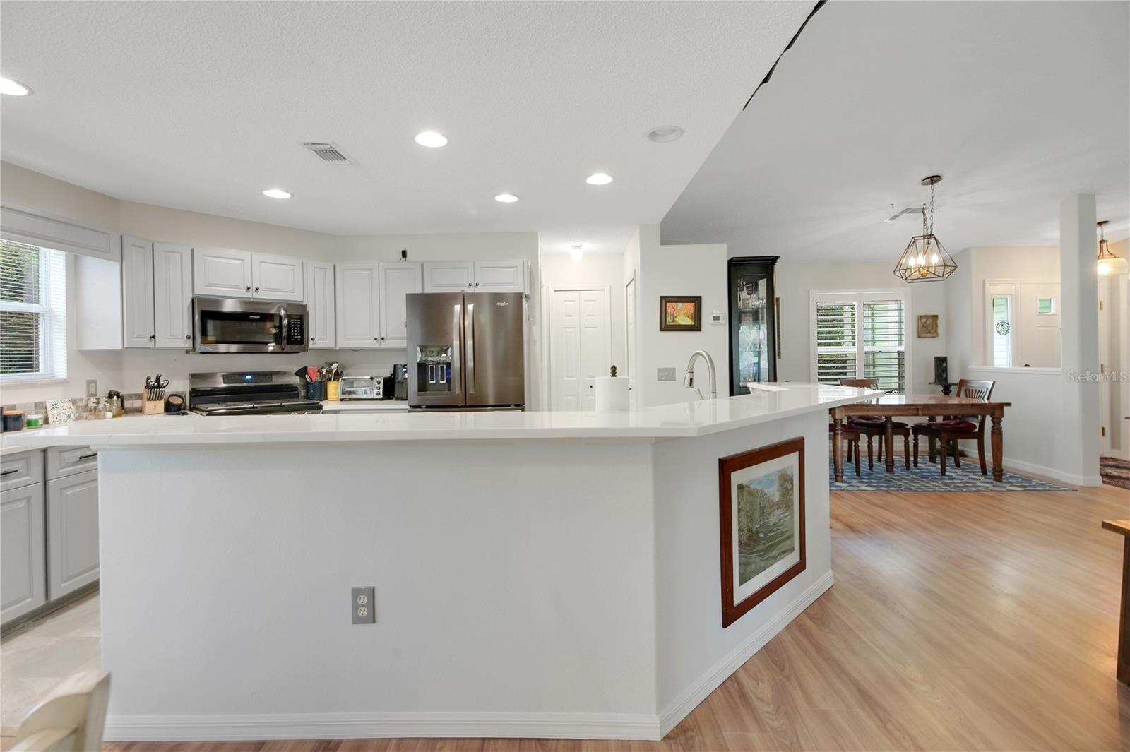Listing images