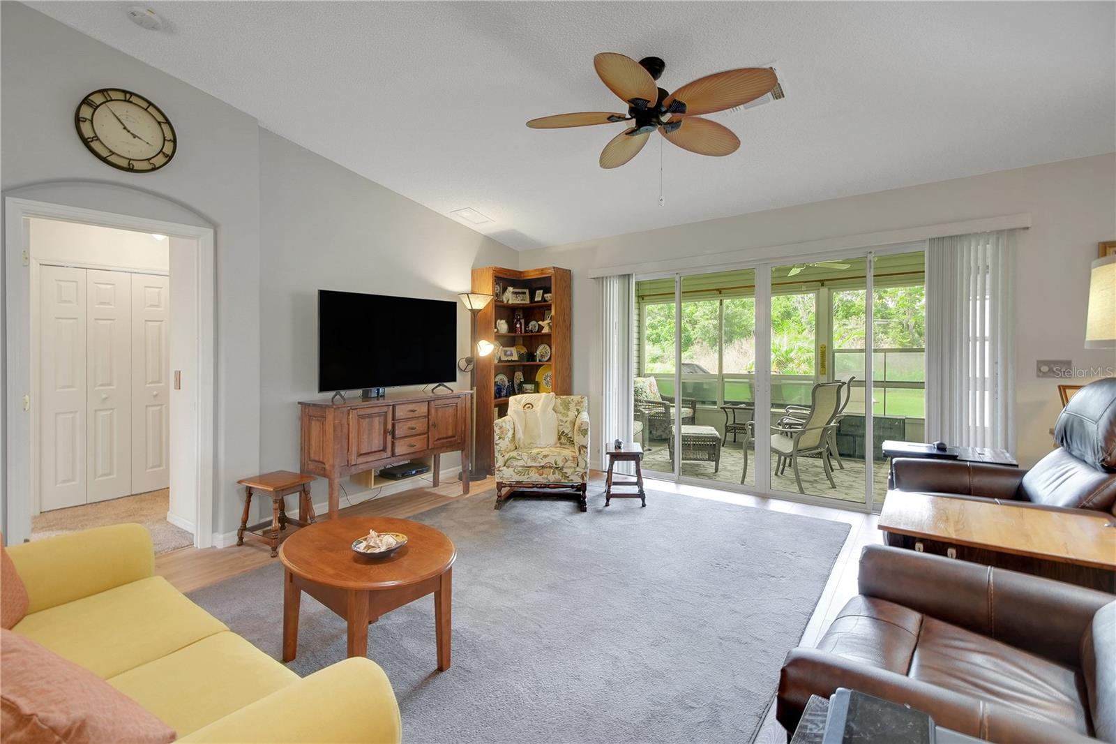 Listing images