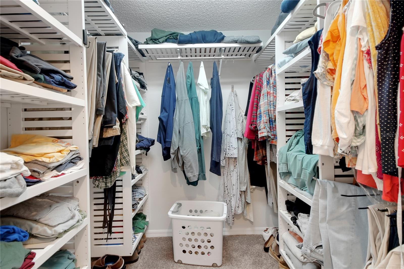 Listing images
