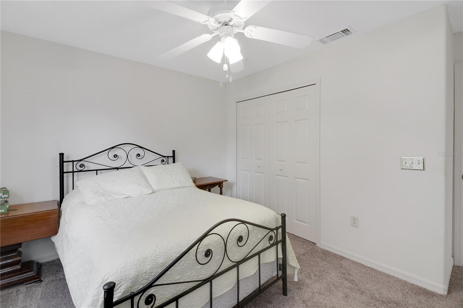Listing images