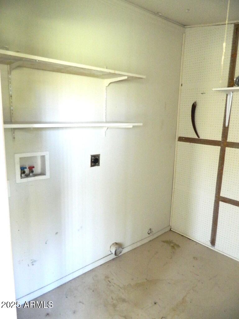 Listing images