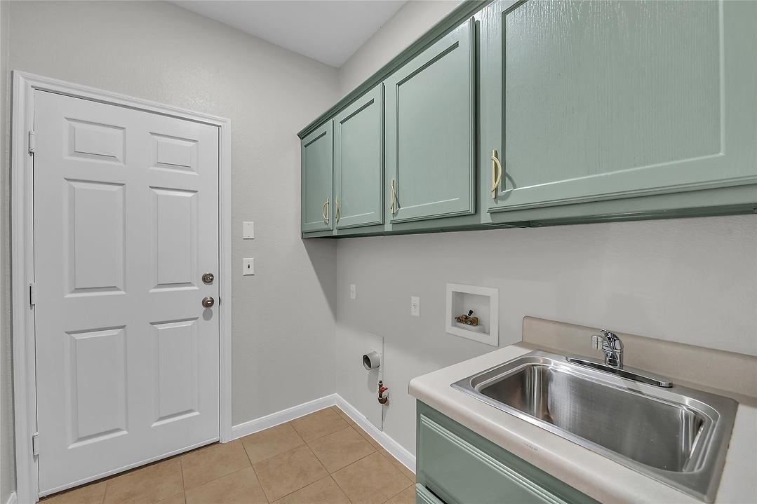Listing images