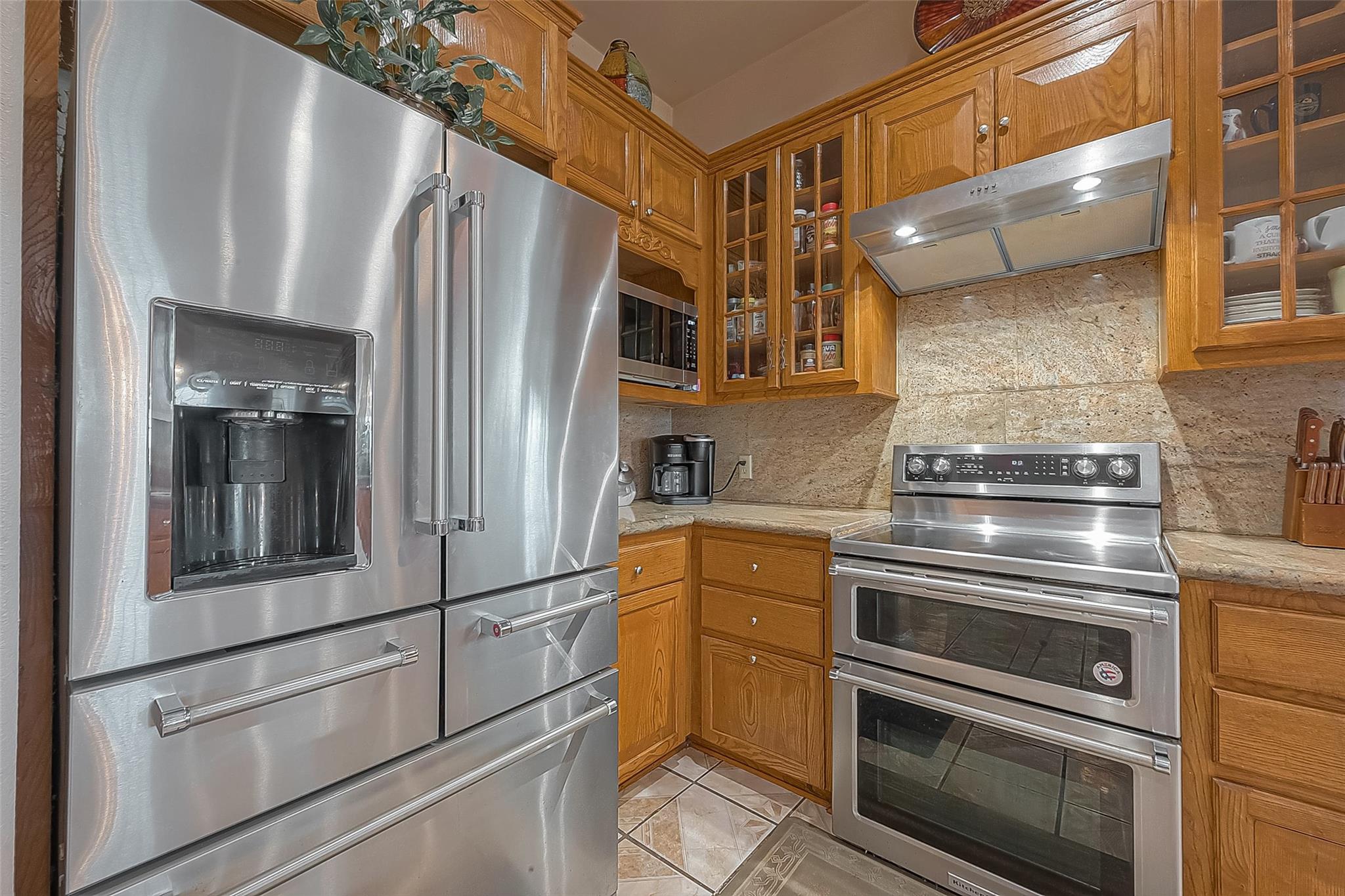 Listing images