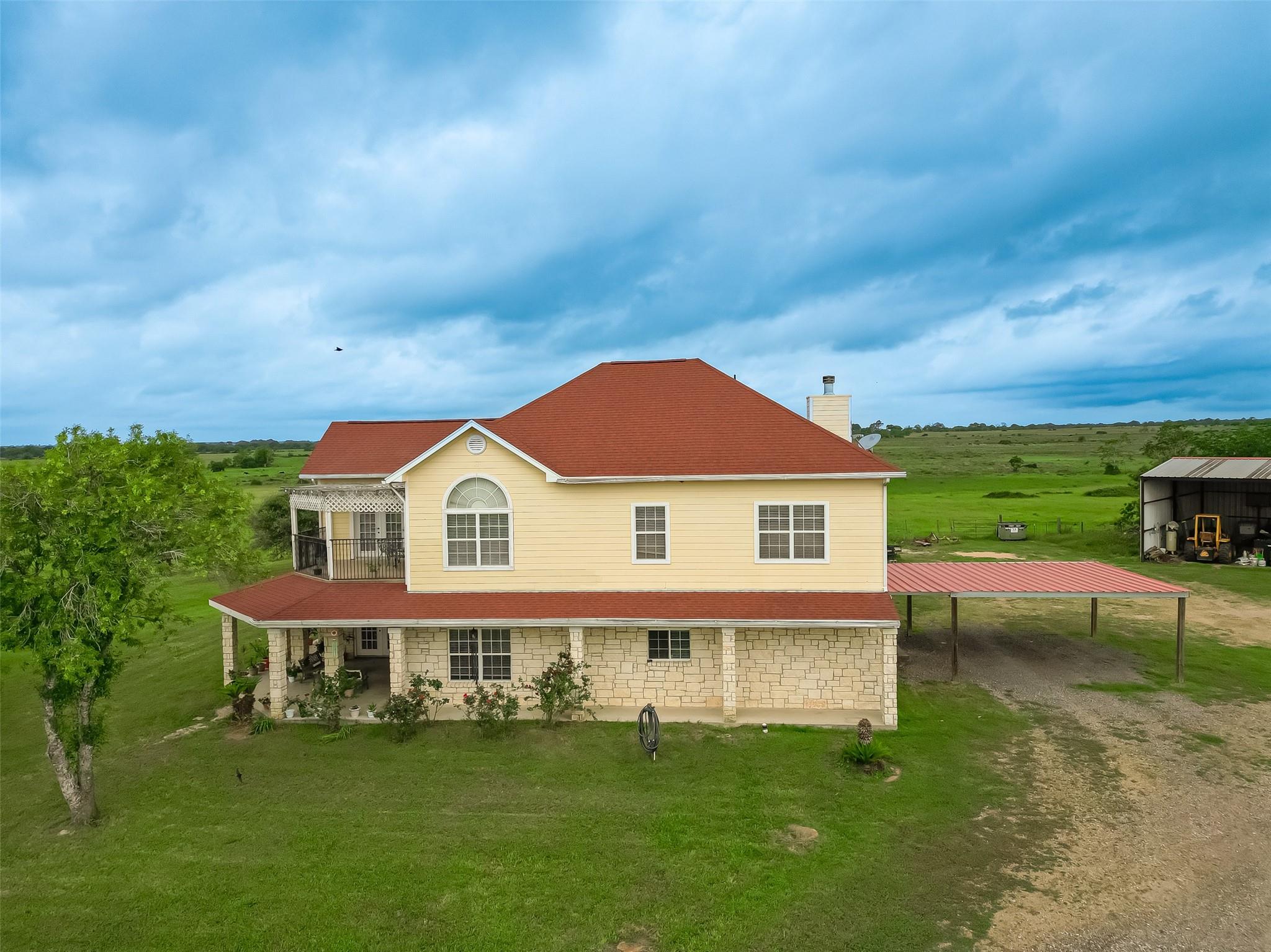 Listing images