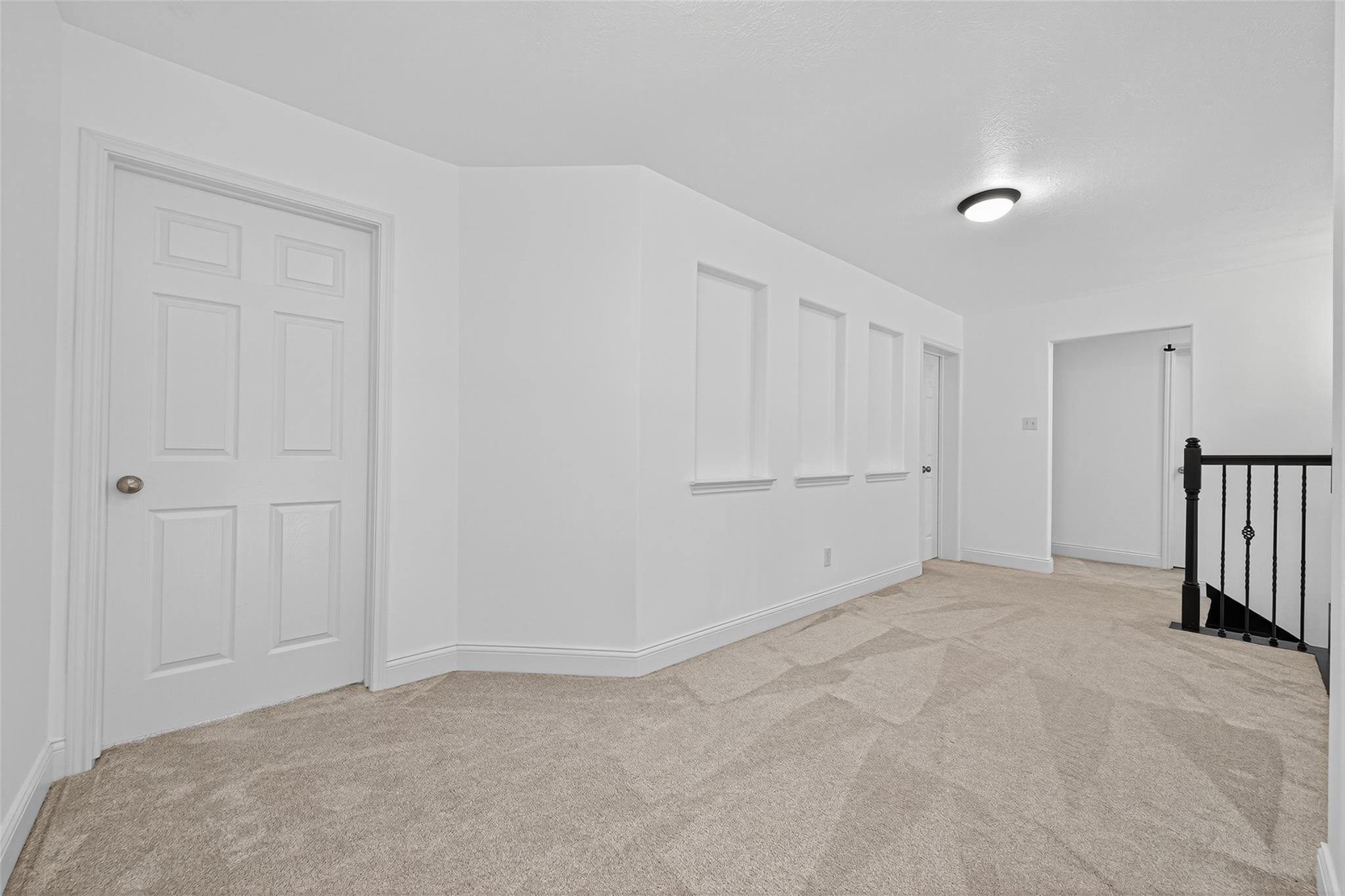 Listing images