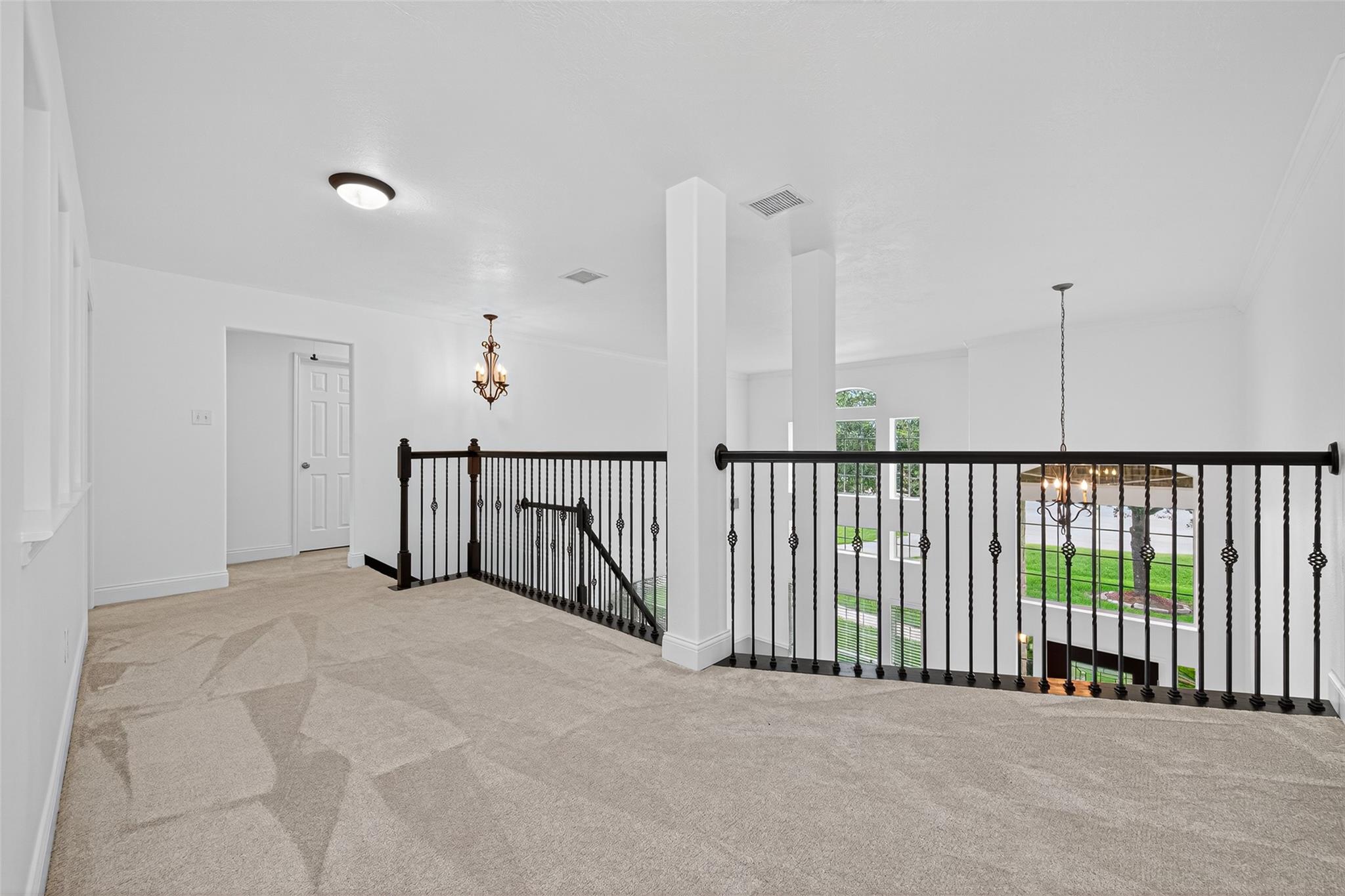 Listing images