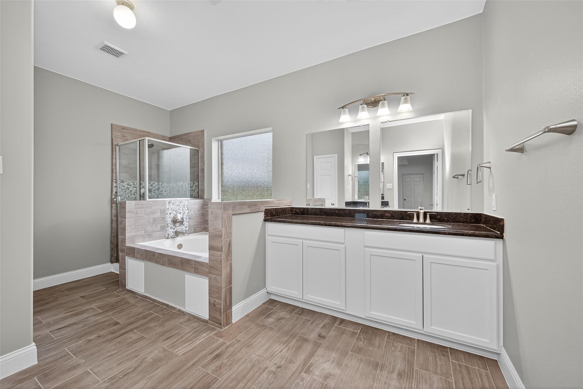 Listing images