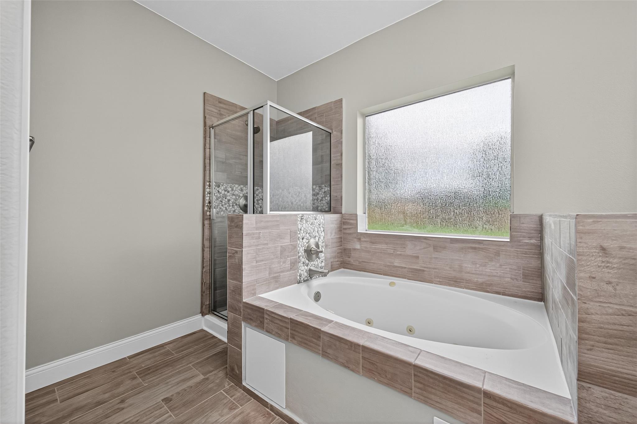 Listing images