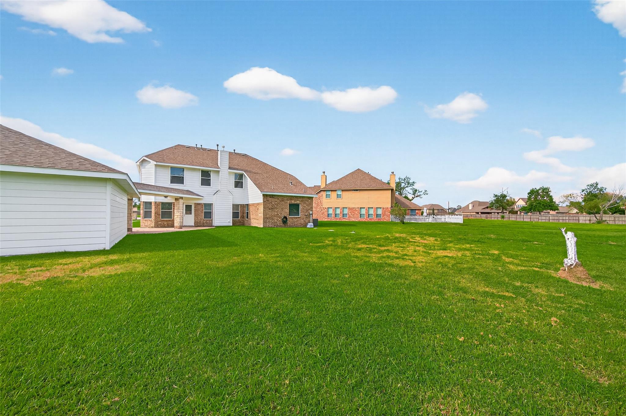 Listing images