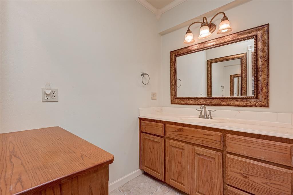 Listing images