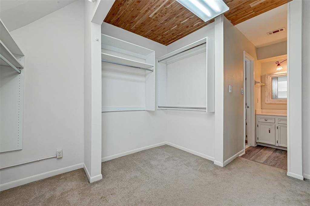 Listing images