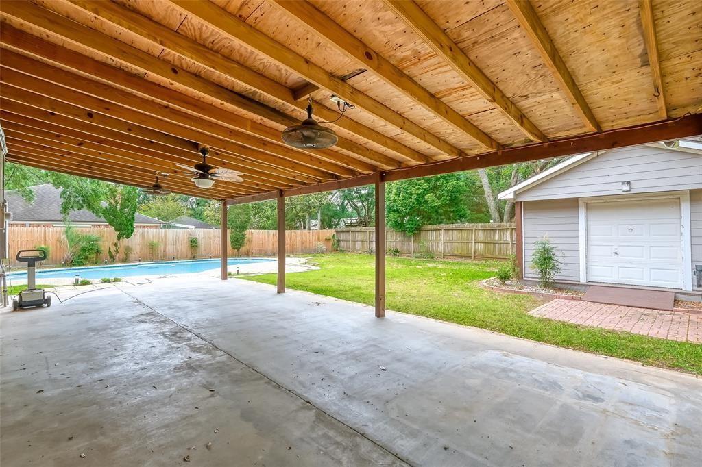 Listing images