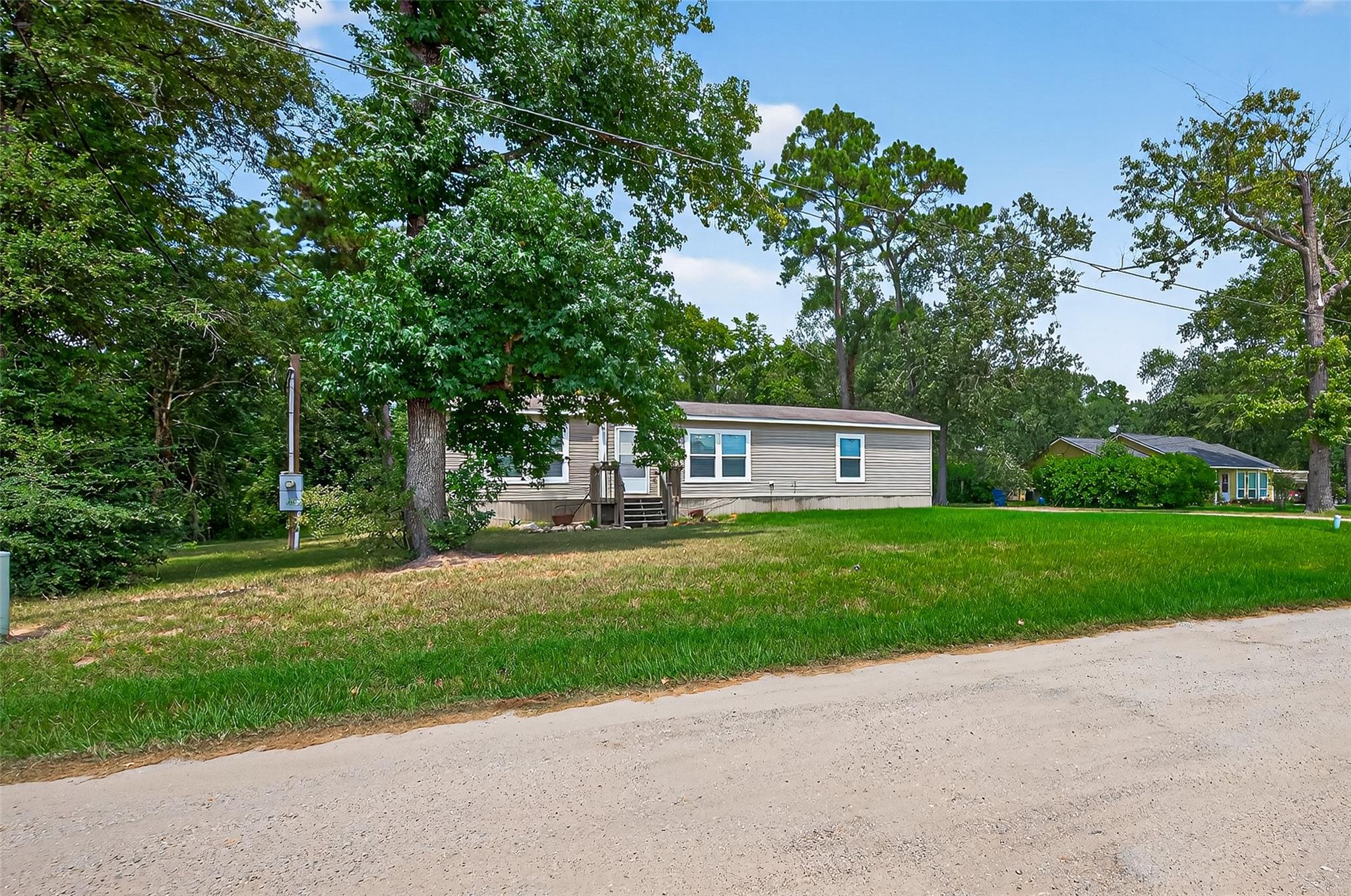Listing images