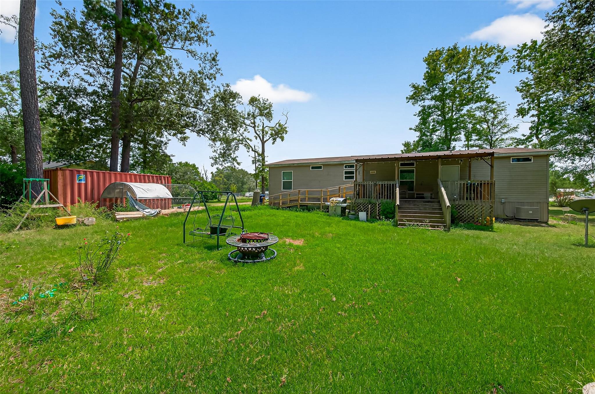 Listing images