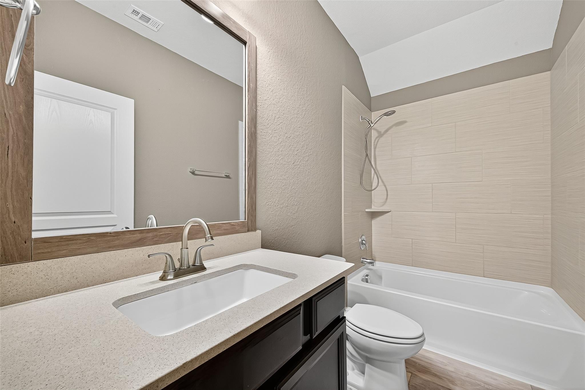 Listing images