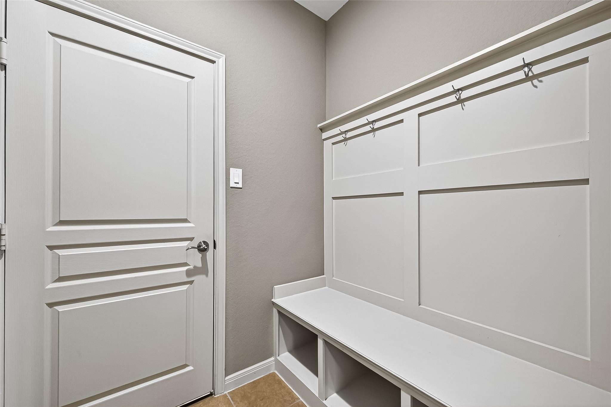 Listing images