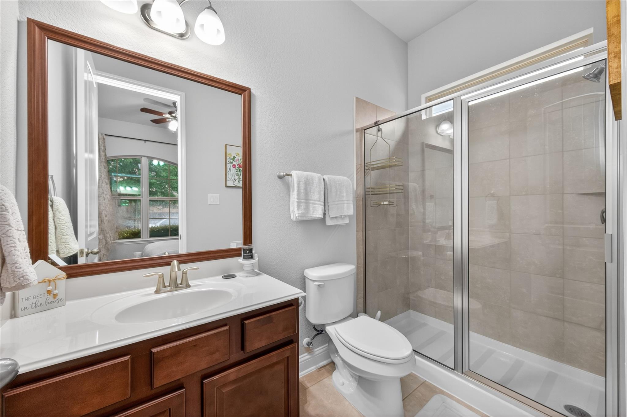 Listing images