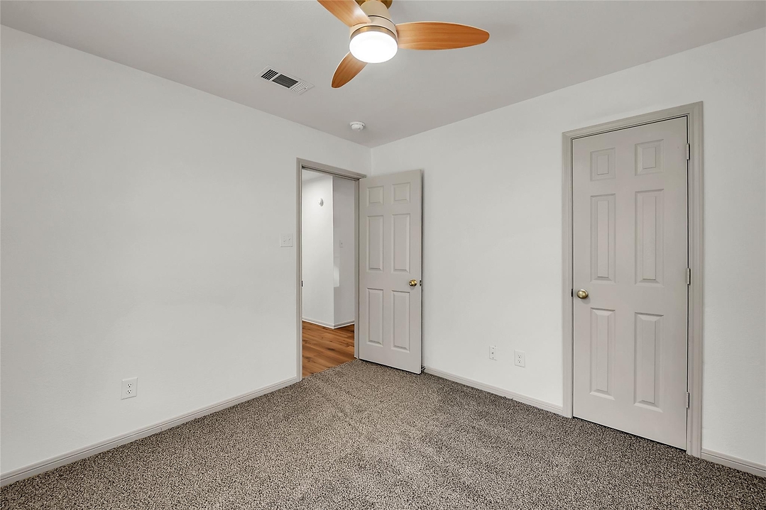 Listing images