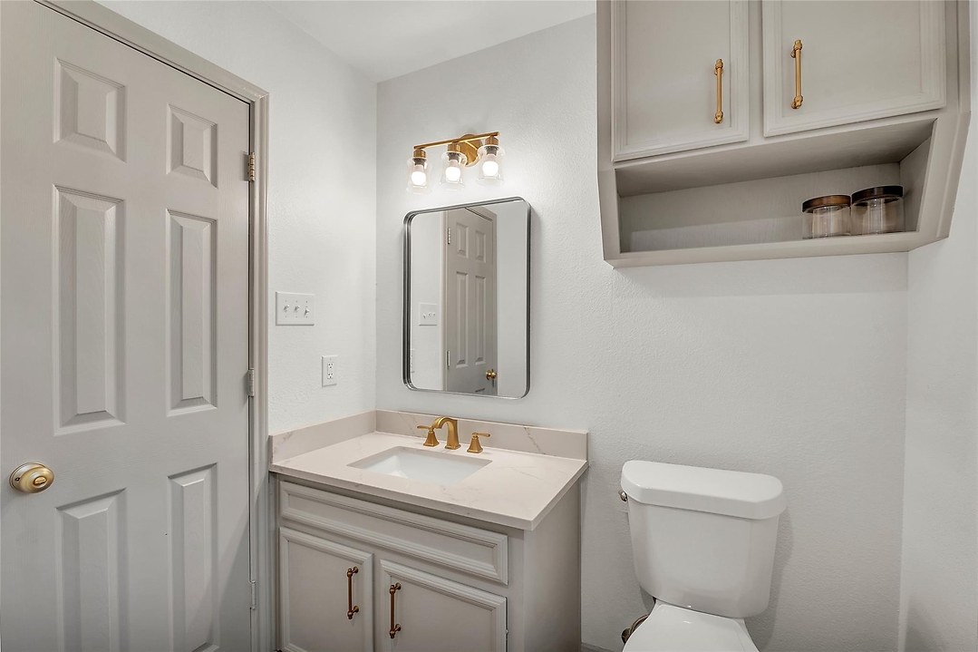 Listing images