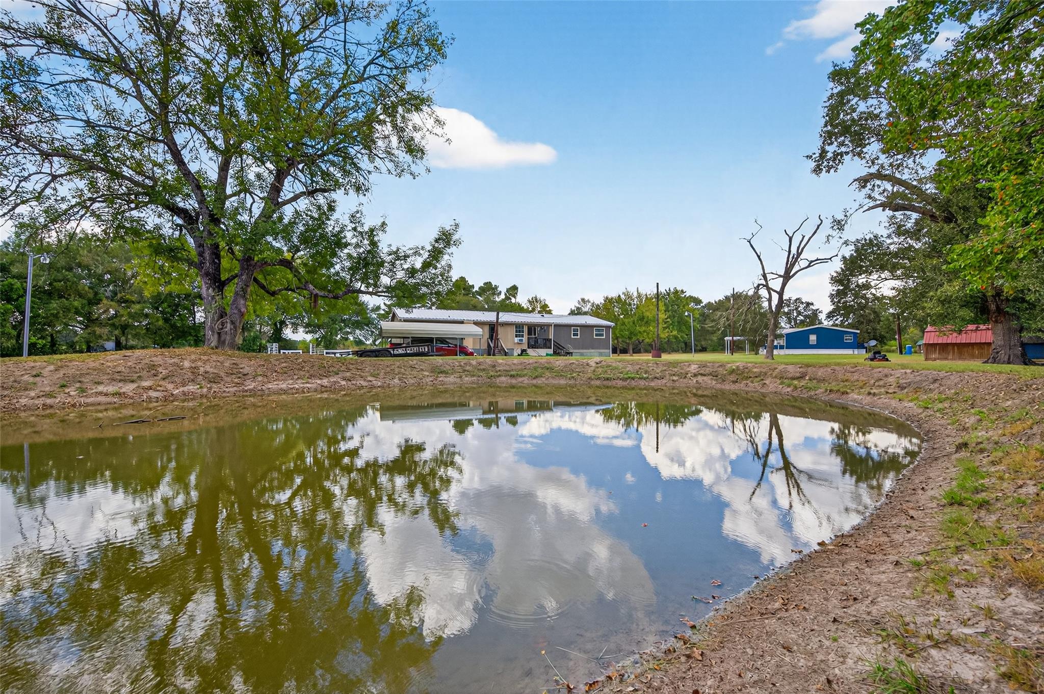 Listing images