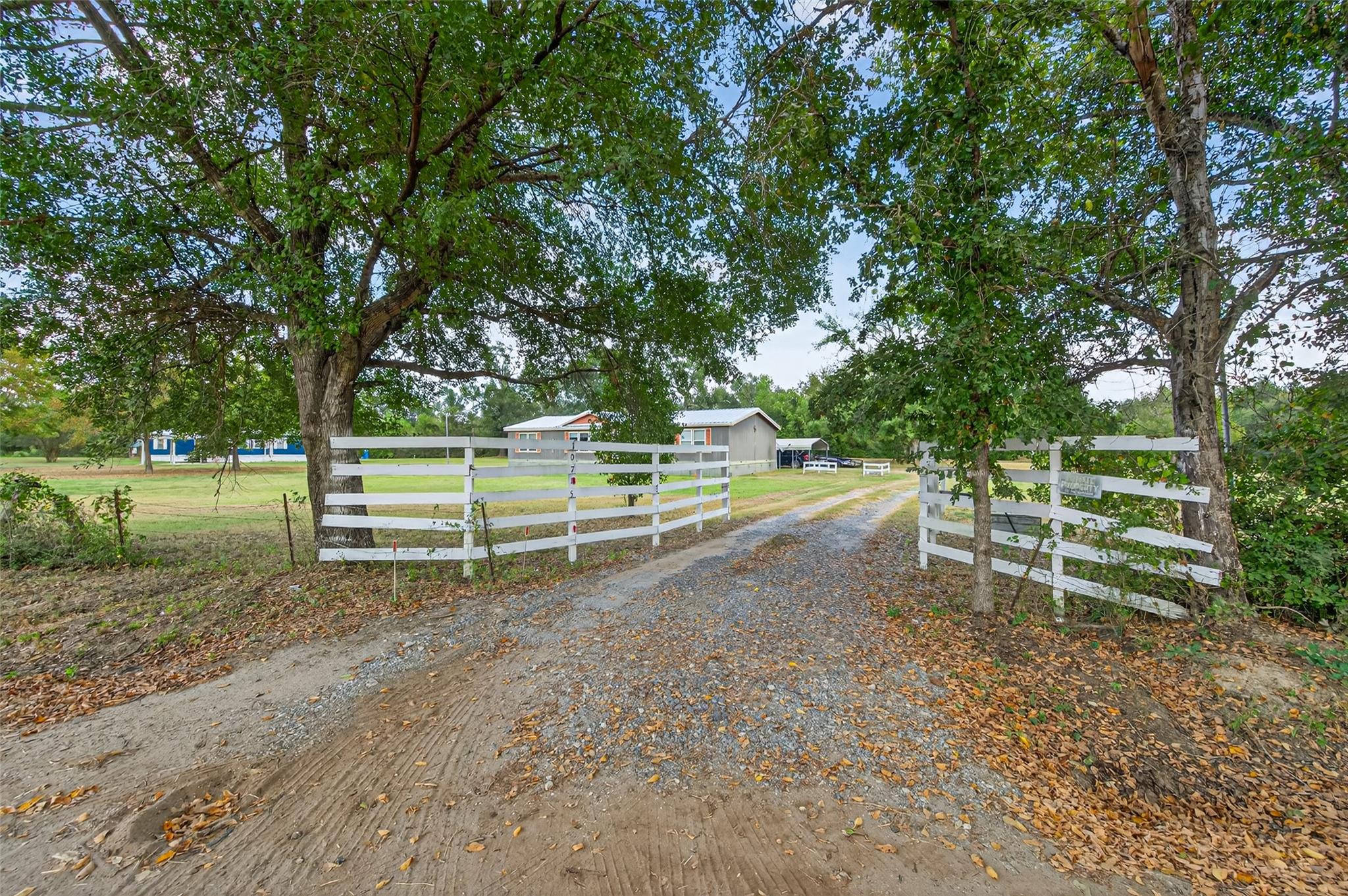 Listing images