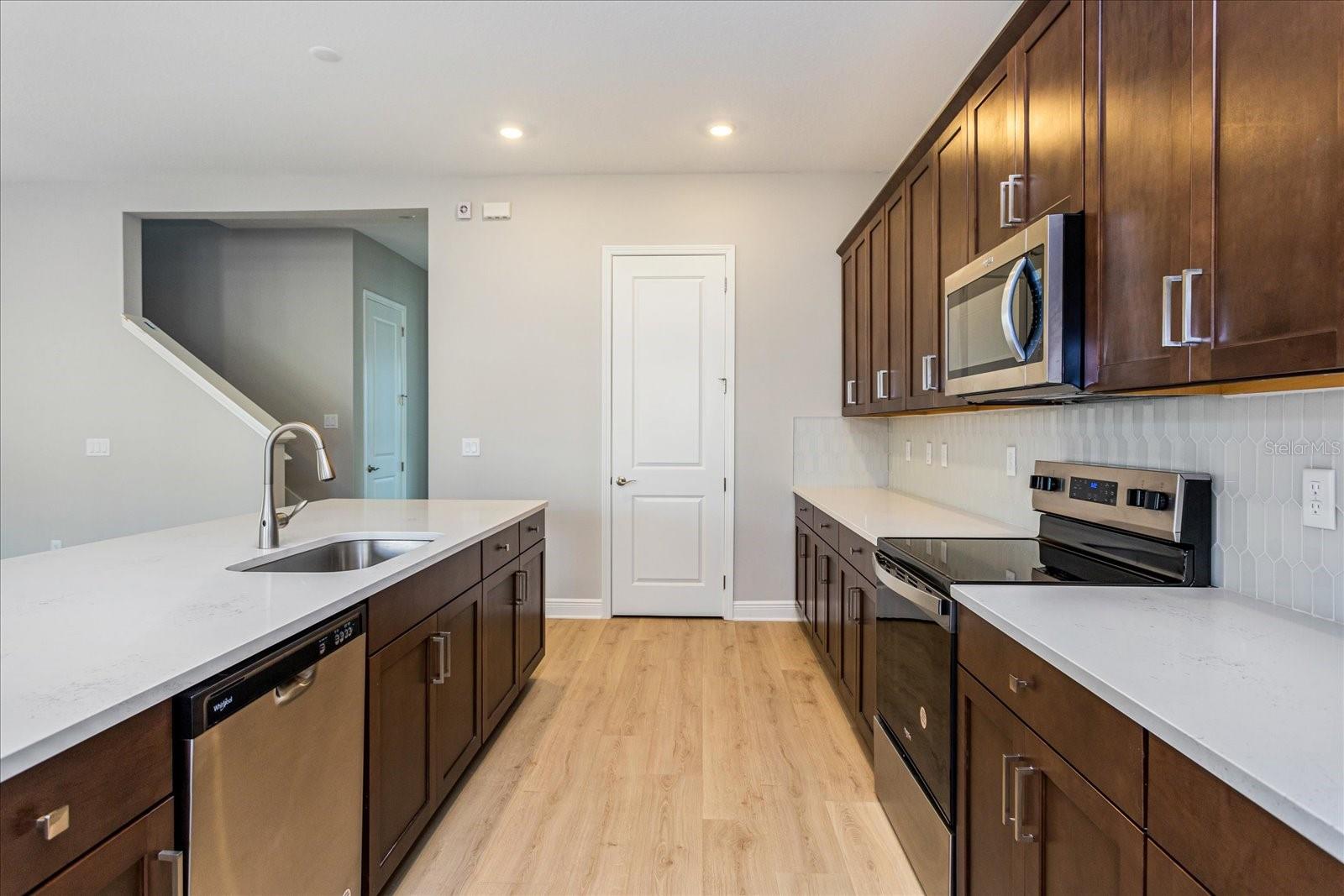 Listing images