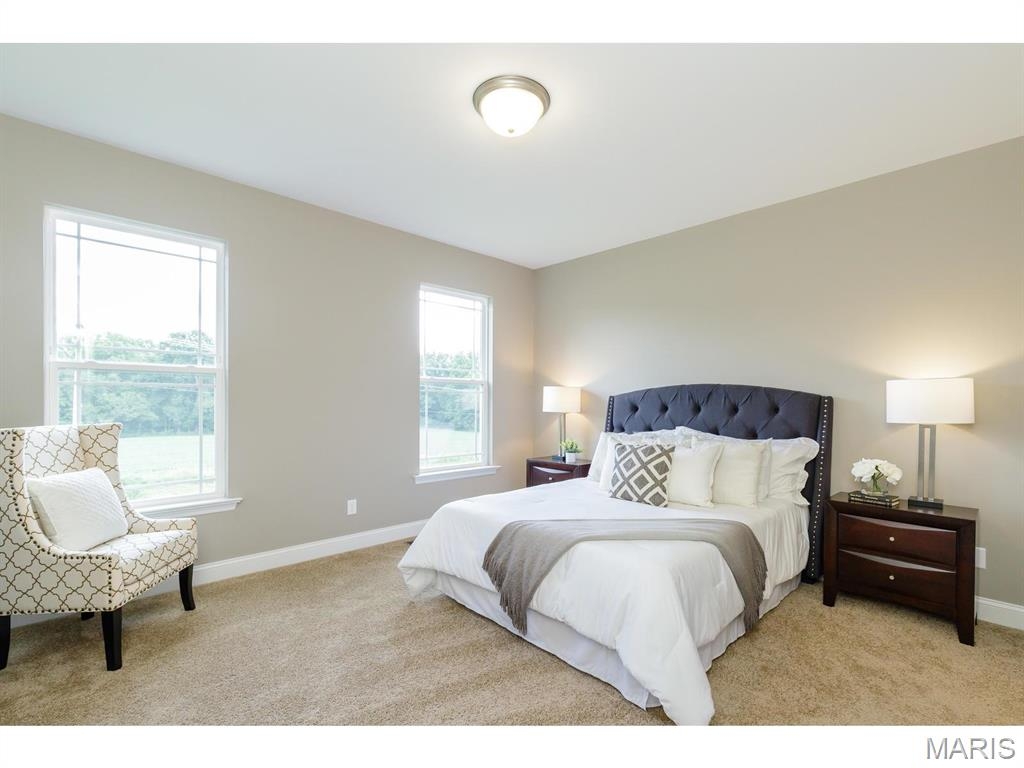 Listing images