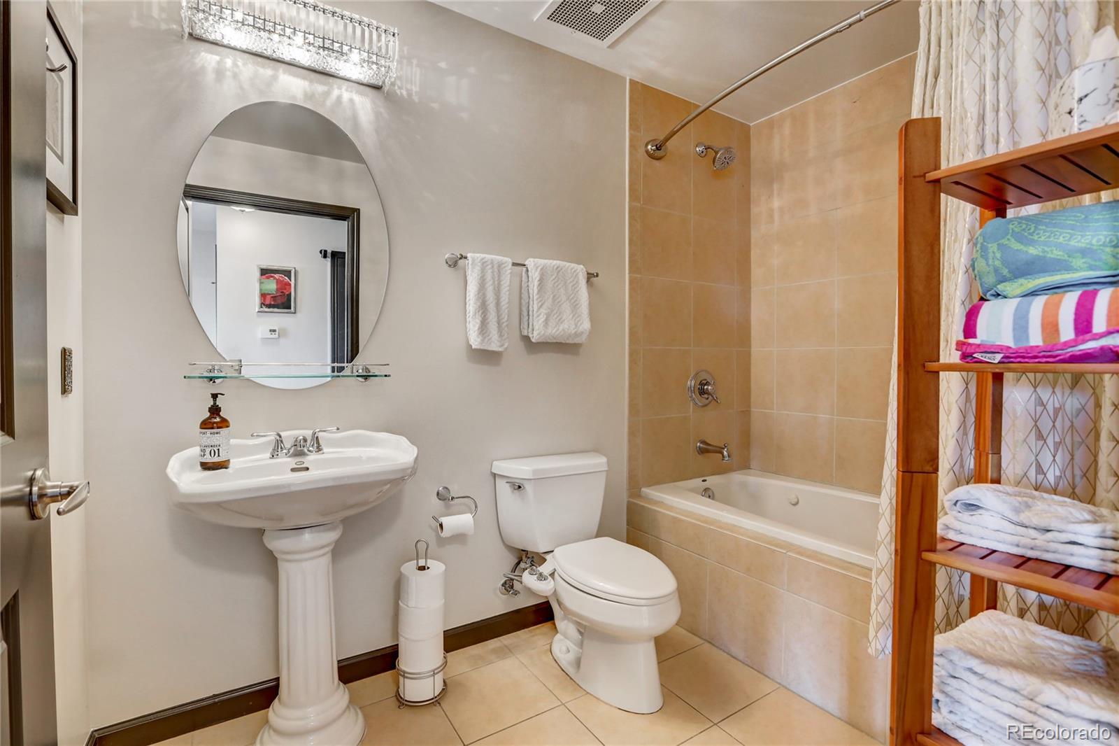 Listing images