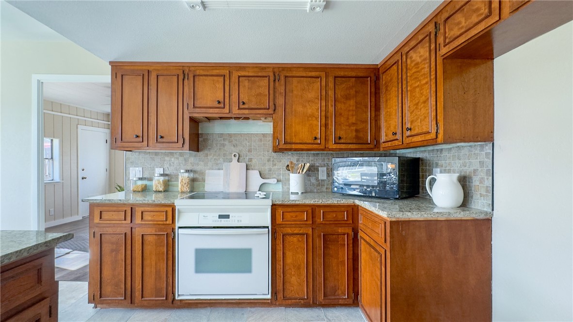 Listing images
