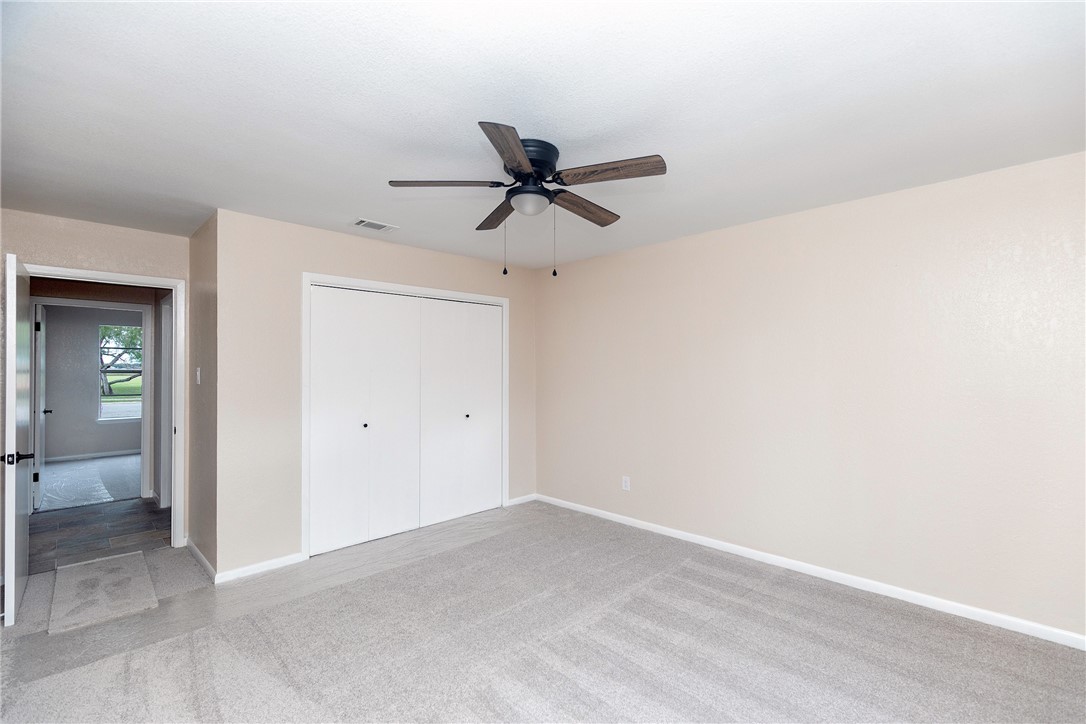 Listing images