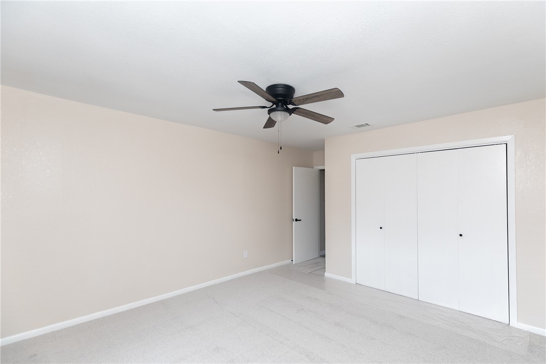 Listing images