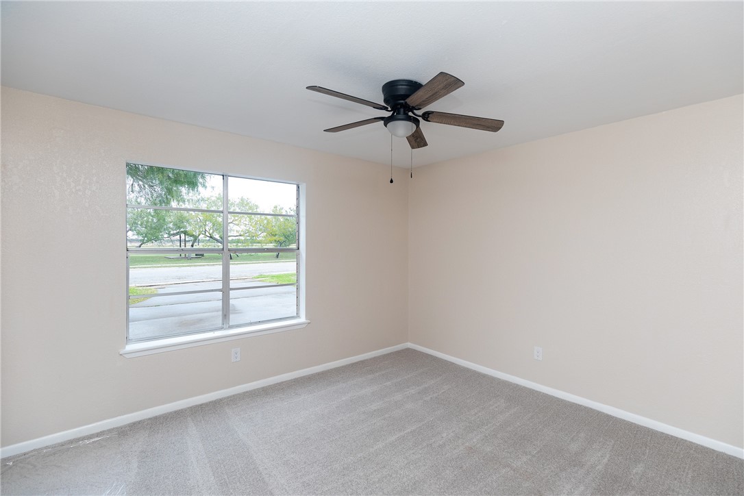 Listing images