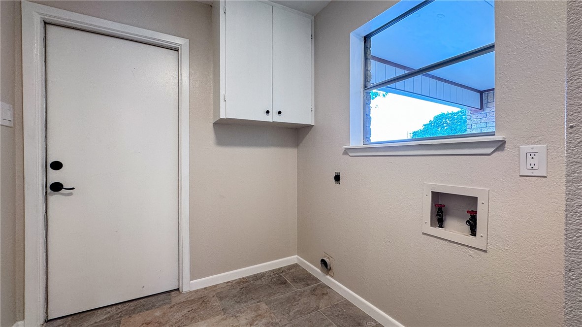 Listing images