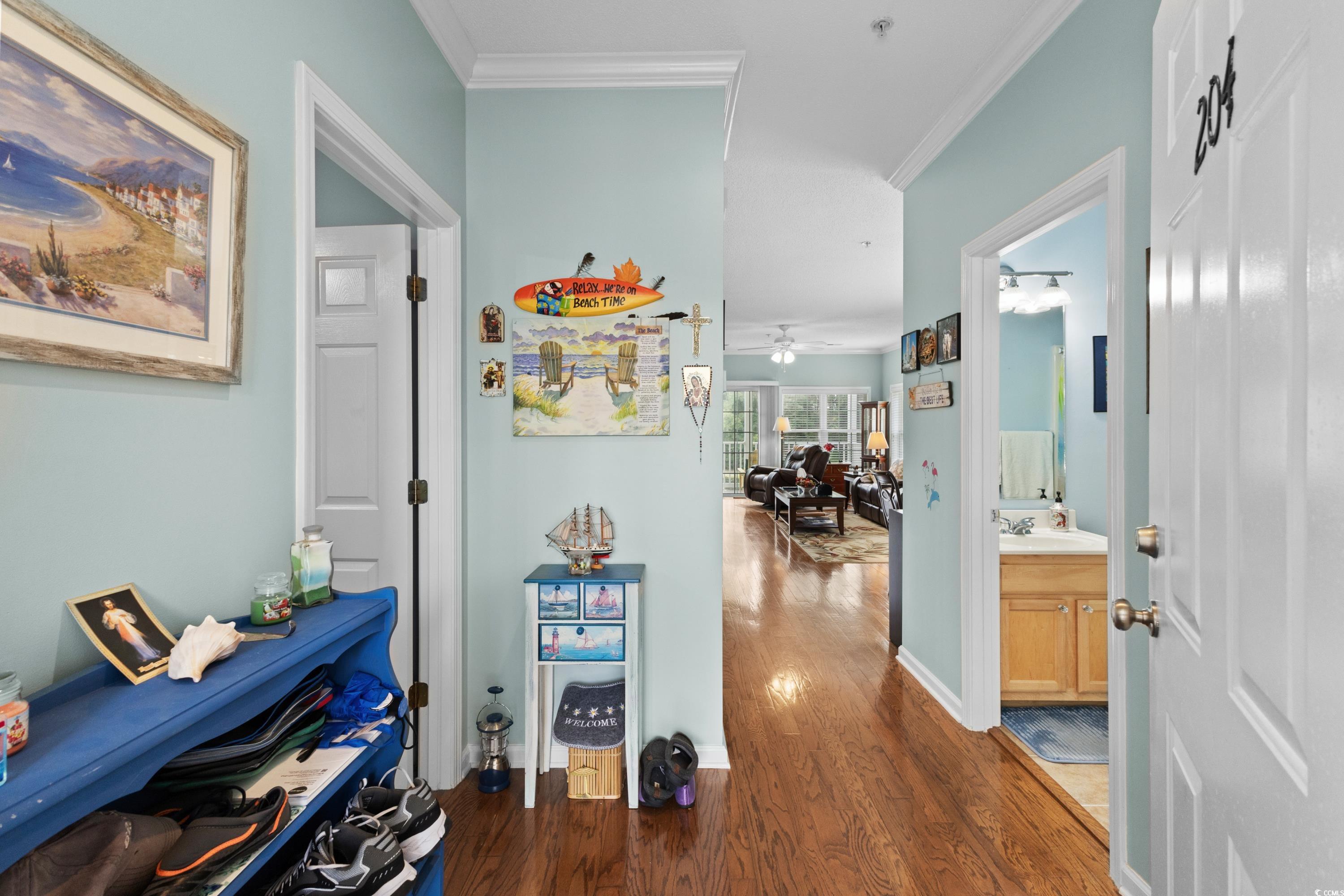 Listing images