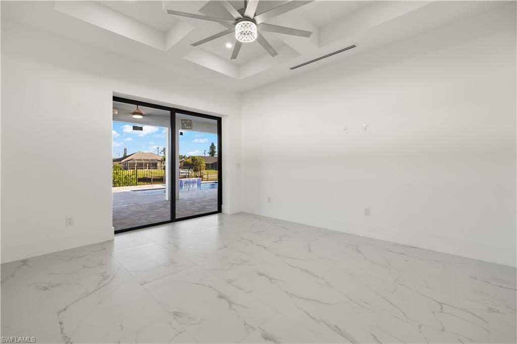 Listing images