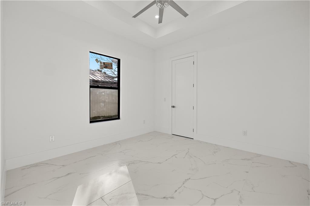 Listing images