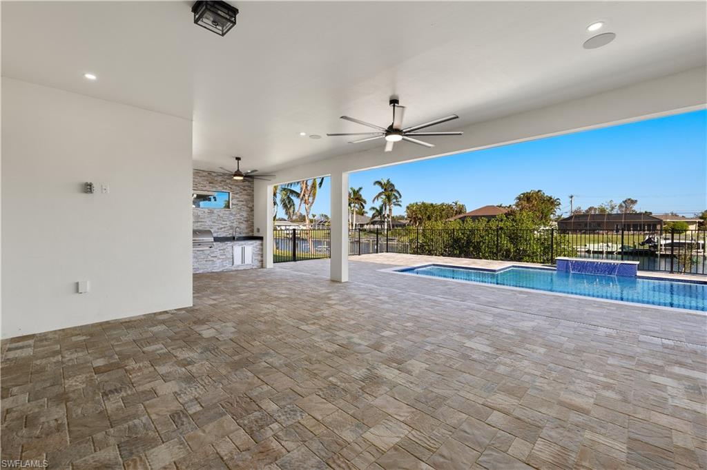 Listing images